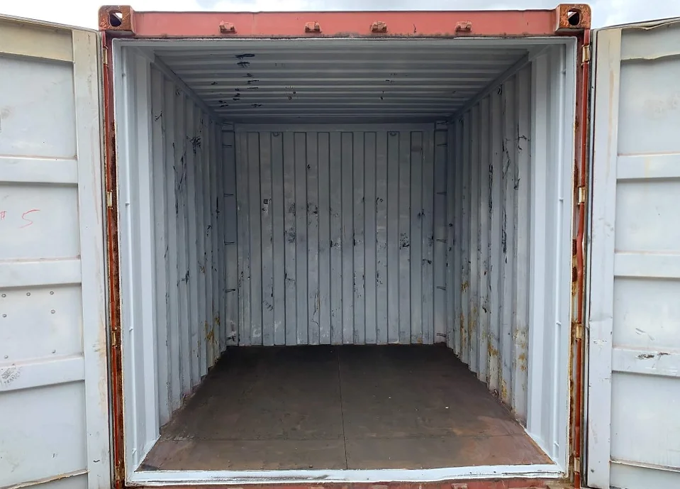 Contenedor de envío usado de 10 pies - Imagen 13